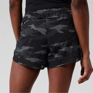 MESH RACER RUN MID RISE 4 SHORT